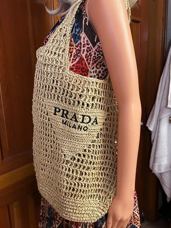 Prada Logo Cream/Black Woven Raffia Beach Bag - Picture 8 of 15